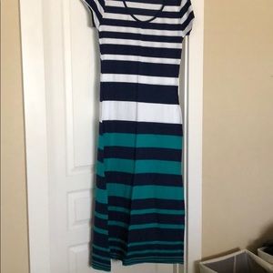 Lightweight maxi dress.